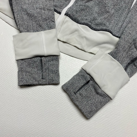 Lululemon Be Present Jacket in Heathered Herringbone Size 10 VGUC - Picture 6 of 15